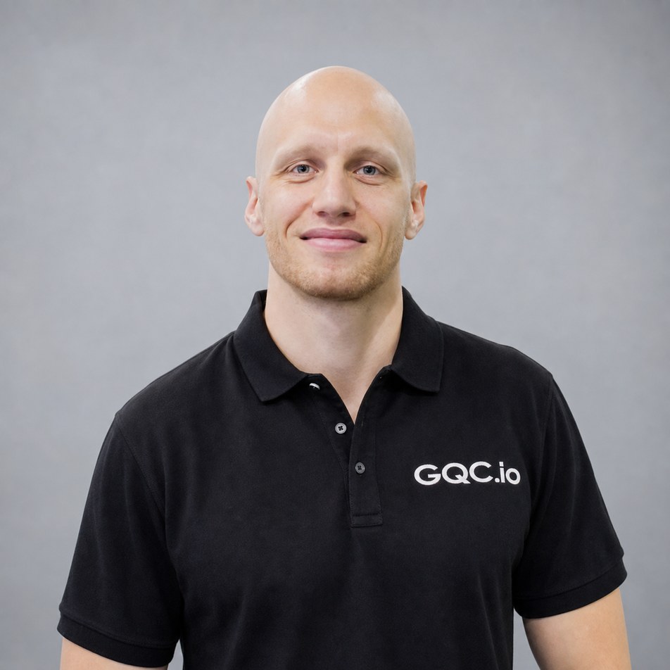 Photo : Stephan Thaerigen, contrôle qualité chez la société partenaire GQC